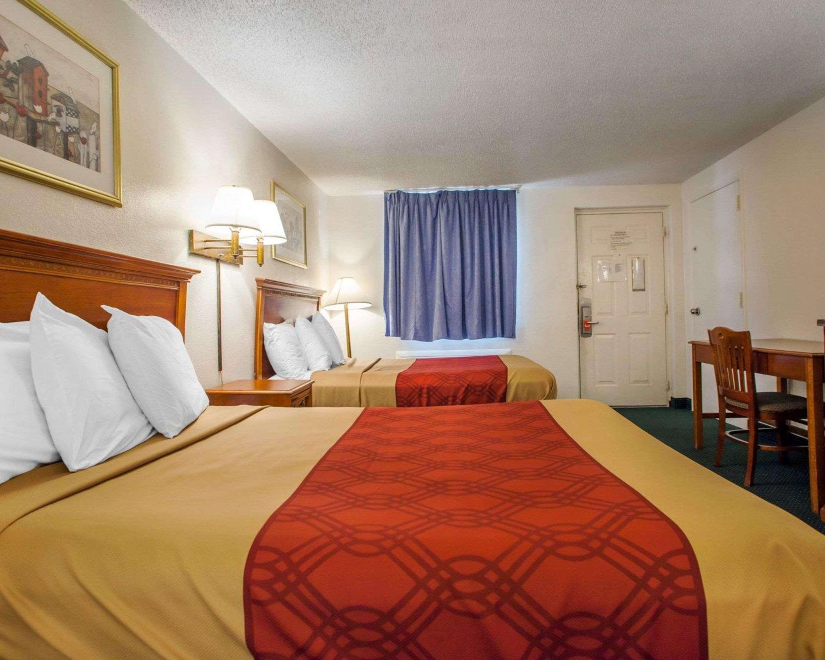 Econo Lodge Somers Point Exterior photo