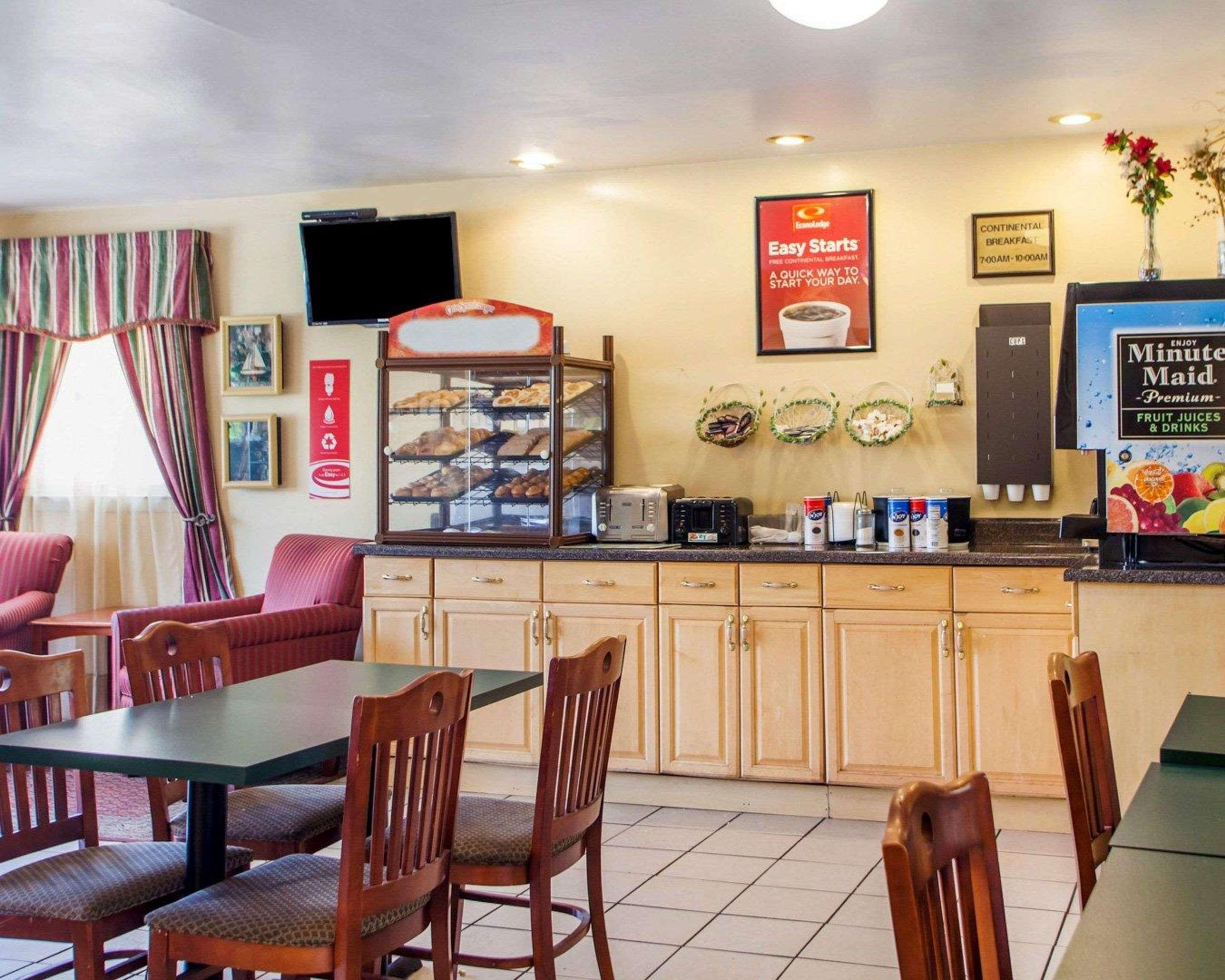 Econo Lodge Somers Point Exterior photo
